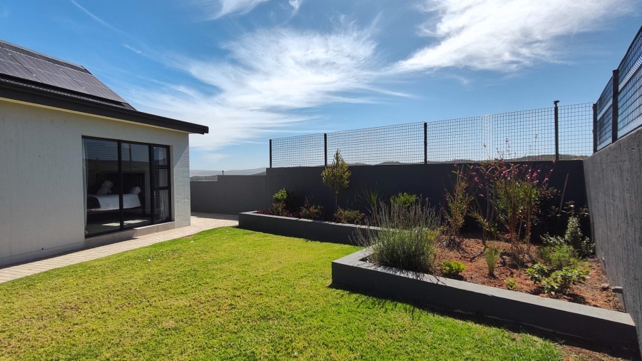 4 Bedroom Property for Sale in Outeniquasbosch Western Cape